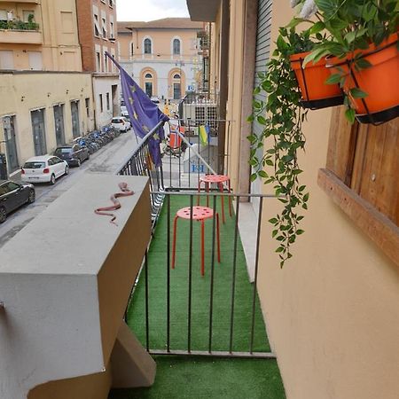 Pisa Train Station Hostel エクステリア 写真