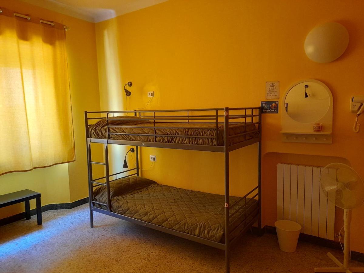 Pisa Train Station Hostel エクステリア 写真