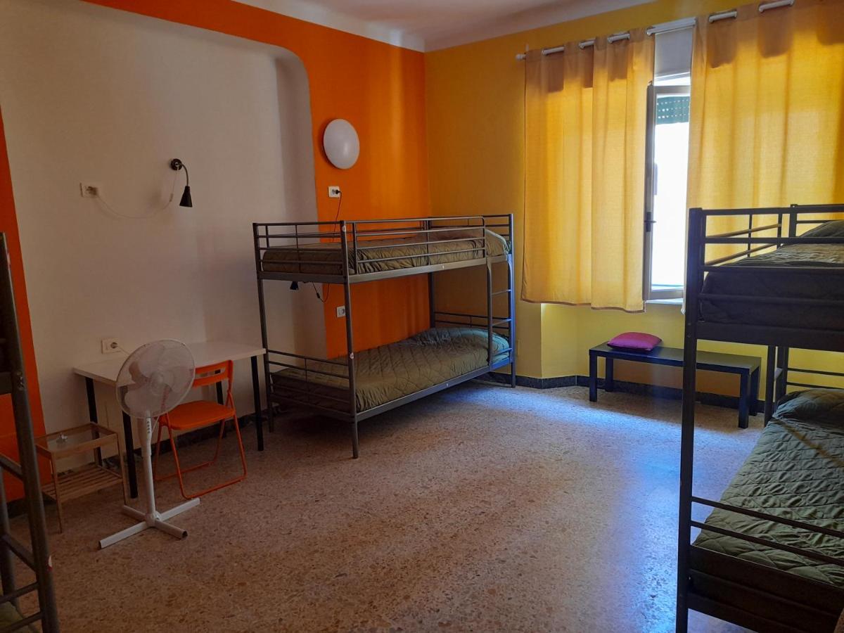 Pisa Train Station Hostel エクステリア 写真