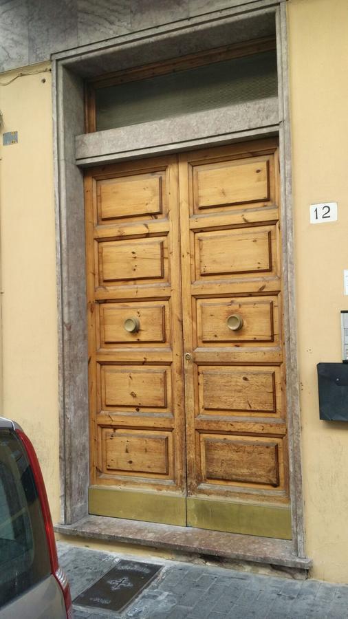 Pisa Train Station Hostel エクステリア 写真