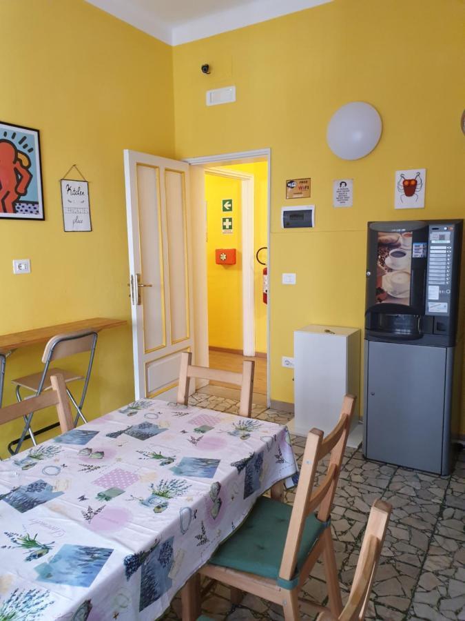 Pisa Train Station Hostel エクステリア 写真