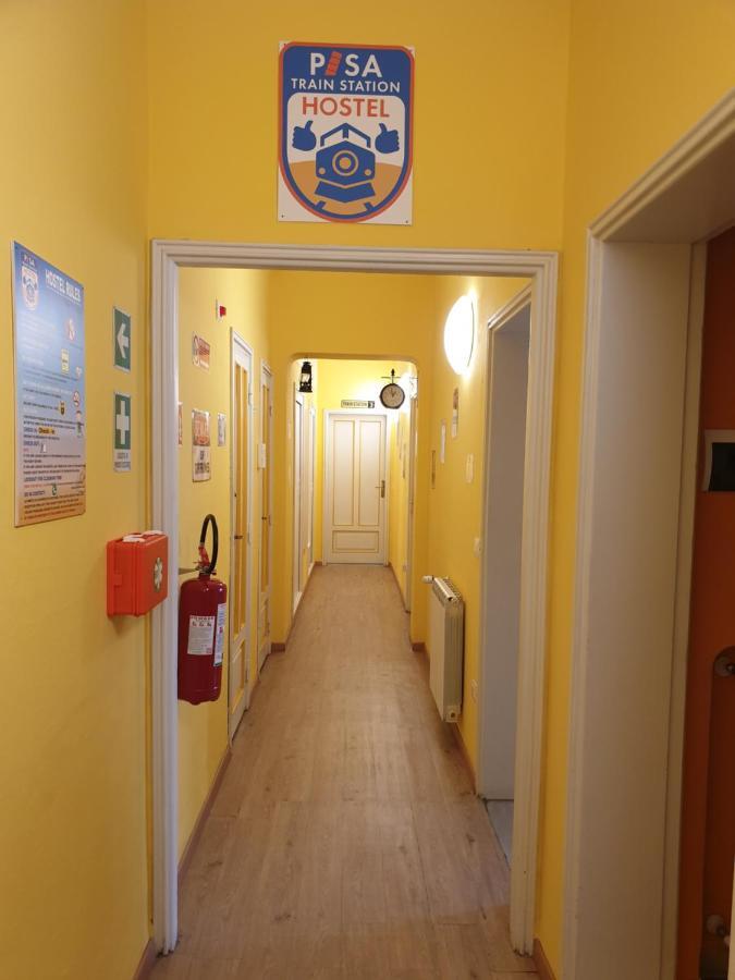 Pisa Train Station Hostel エクステリア 写真