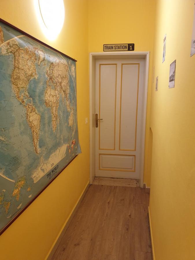 Pisa Train Station Hostel エクステリア 写真